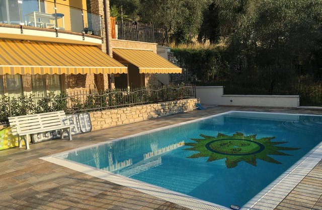 Holiday apartment Brenzone for 1 - 7 persons with 3 bedrooms - Holiday apartment