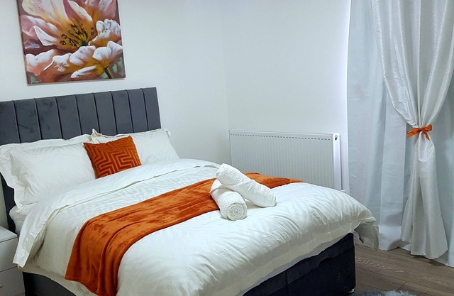 Holiday Let - Entire Modern Home in Medway