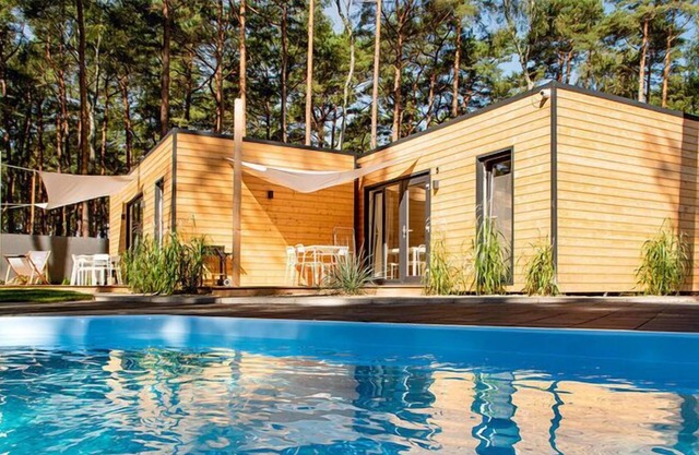 Holiday Resort with pool in Pogorzelica for 4 persons
