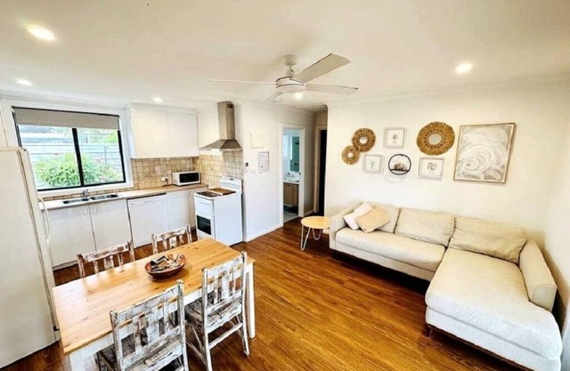 Holiday Unit 3 in Port Victorian