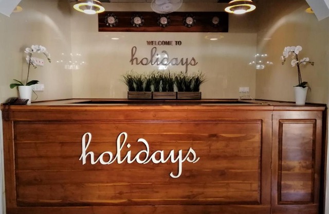 holidays hotel