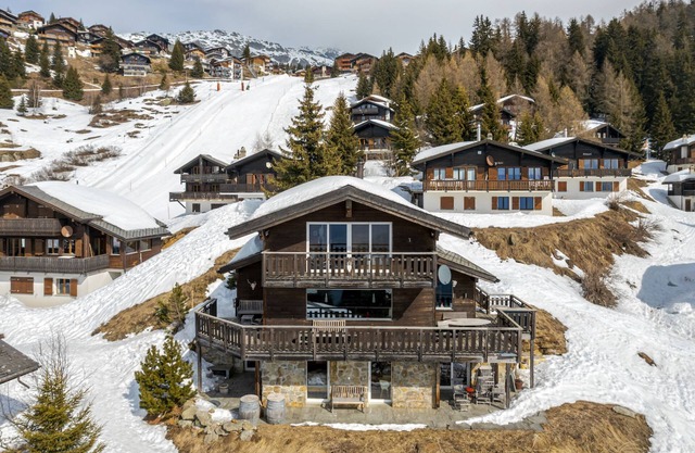 Holidays in the Aletsch Arena at the Aletsch Glacier in the Unesco World Natural