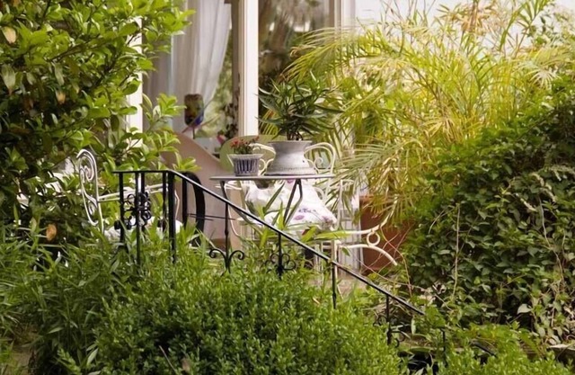 Holidays in the countryside, surrounded by forests and meadows. Pets on request!