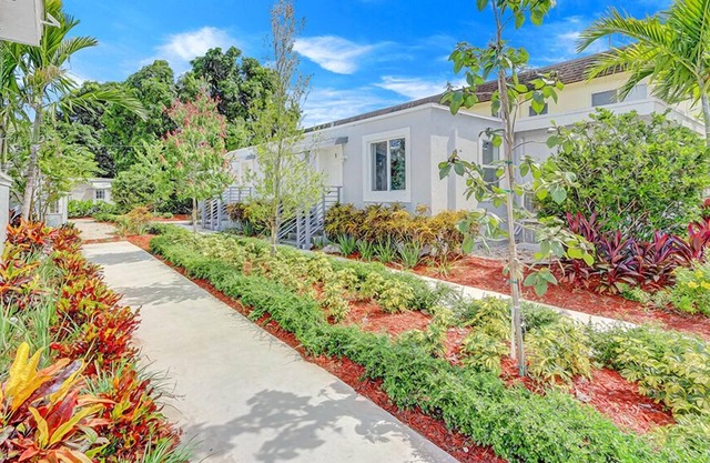 Holly Collection: Sleeps 27 & Private Gym