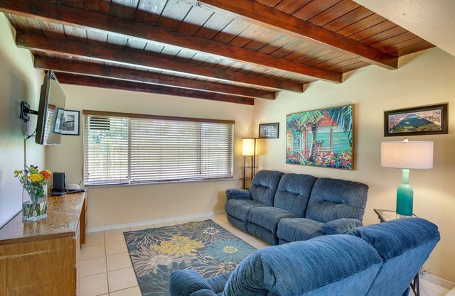 Hollywood Vacation Rental ~ 4 Miles to the Beach