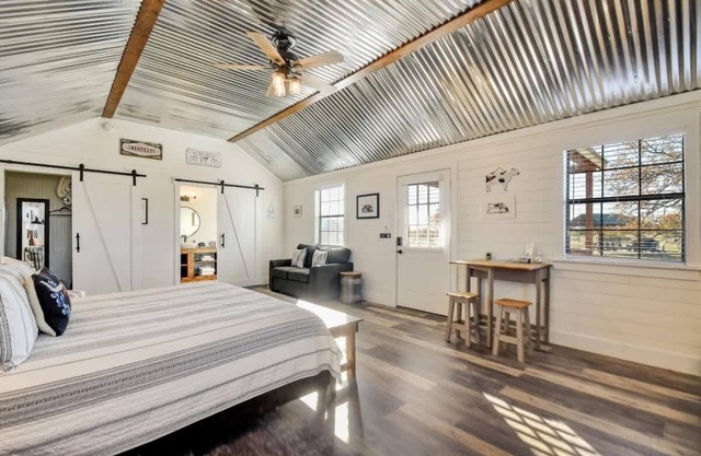 Holy Cow Cottage 15-min to Downtown Fred!