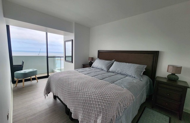 HOM | 2D2B con Vista al Mar Parking Frente al Mall