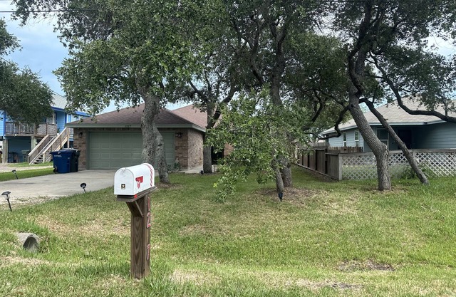 Home- 3 Bedrooms 2 bathrooms +2car garage + Ev charger . Two blocks from water