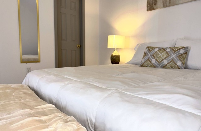 Home Away From Home - 3 Bed/2 Bath - BEST VALUE