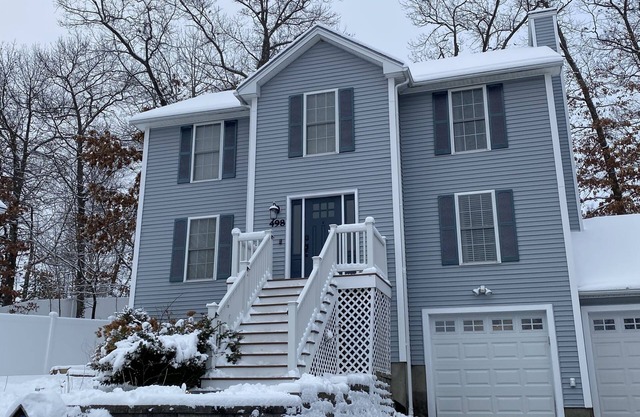 Home away from home-7 mins from Downtown