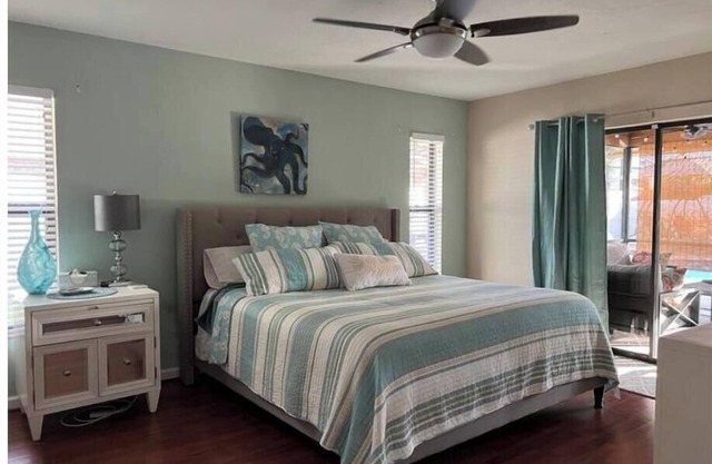 Home in Lantana & Heated Salt Water Pool