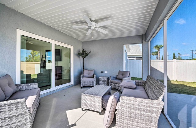 Home in The Villages: Golf Cart & Amenity Access