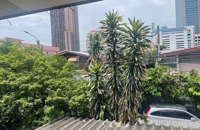 Home rama4 near bts thong lor