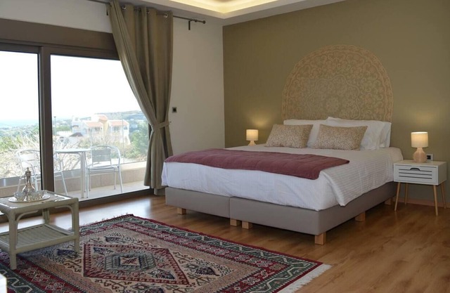 Home21-Elegant spacious villa-5 min from the beach