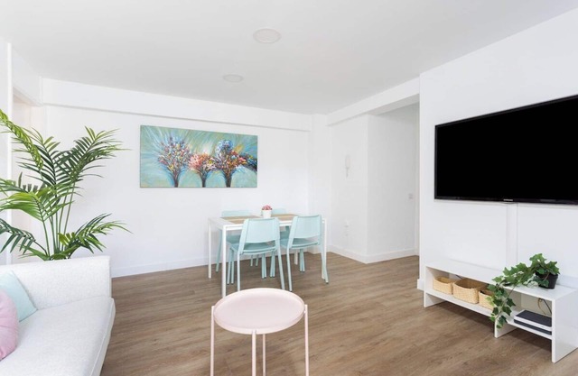 Home2Book Charming Center Apartment Santa Cruz