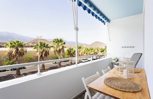 Home2Book Bright Apt in Puertito, Terrace & Pool