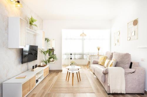 Home2Book Bajamar Panoramic Studio