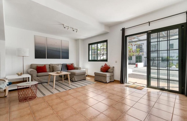 Home2Book Residencial Las Candelarias 1