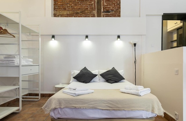 HOMEABOUT IMPERIAL APARTMENT I