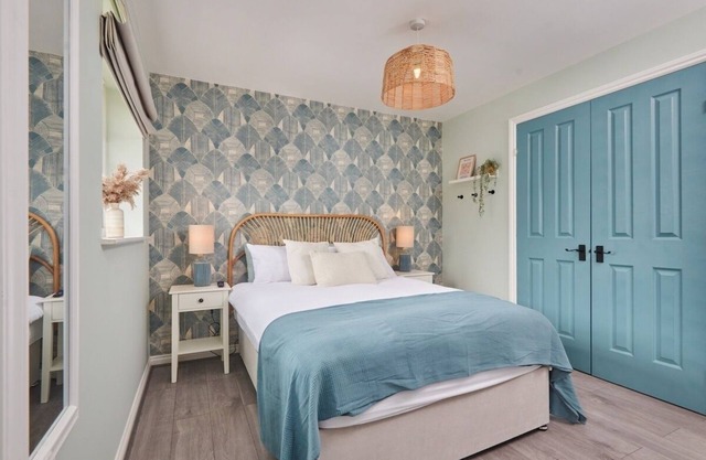 Homebird - Tavistock House