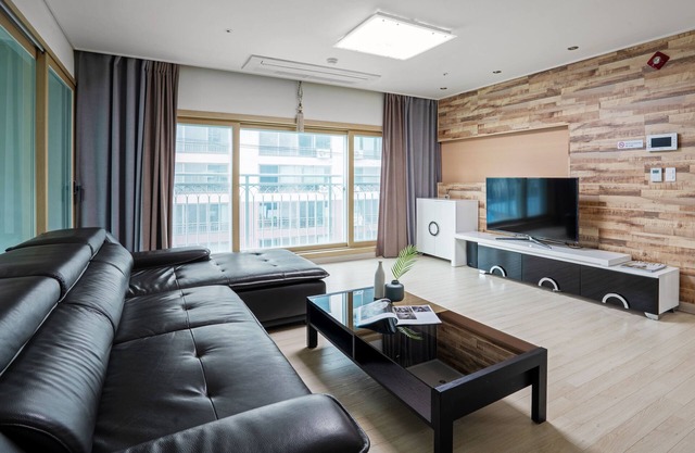 Homefourest Residence Hotel Okpo