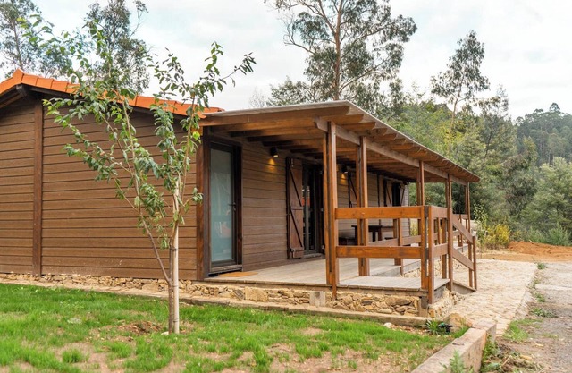 Homerez - Charming Chalet in Branca with Shared Pool