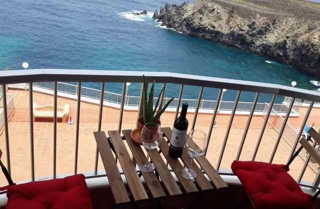 Homerez - 20 m away from the beach! Beautiful studio for 2 ppl. with shared pool