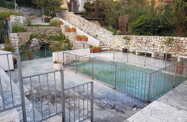 Homerez - Apartment in Latina with pool