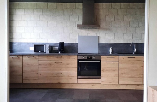 Homerez - Apartment Reims - Parking