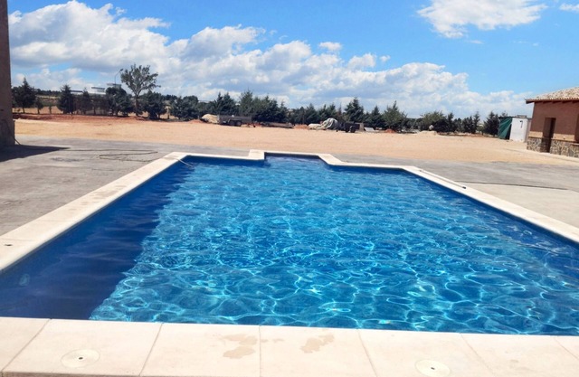 Homerez - Apt. Villarrobledo, pool