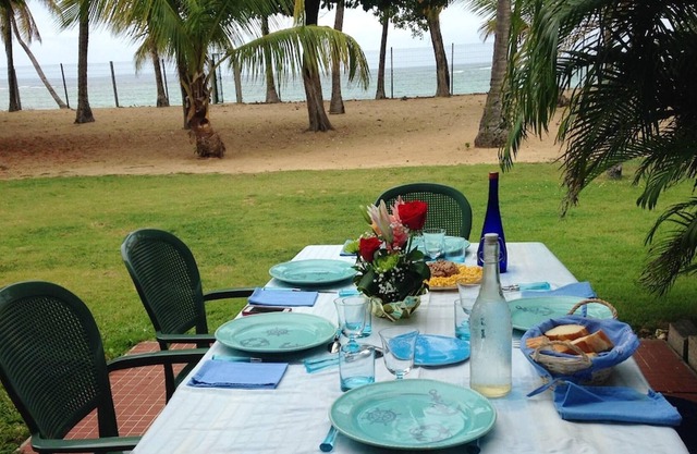 Homerez - Beautiful apartment With sea view and garden