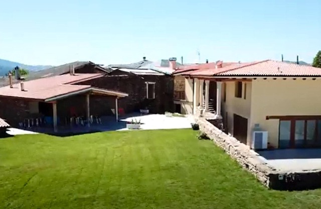 Homerez - Beautiful appartement for 6 ppl. with garden and terrace at Mourisca