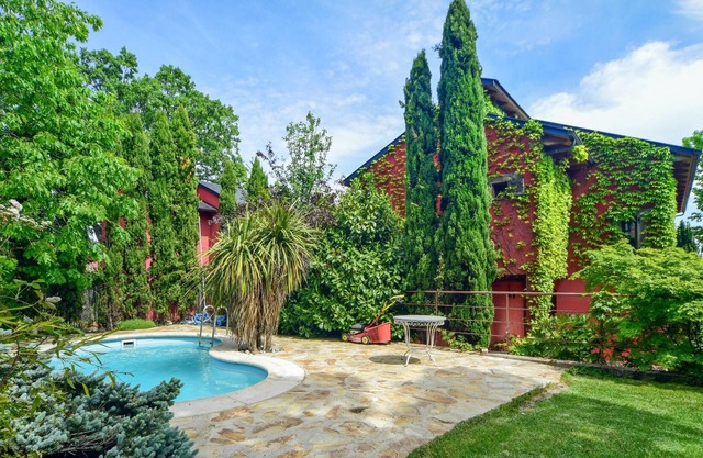 Homerez - Big villa for 10 ppl. with swimming-pool at Navacerrada