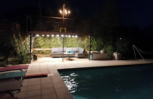 Homerez - Bright apartment in Voreppe, 43 m² with pool