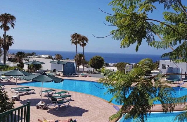 Homerez - Charming Apartment in Tías 50m² + Pool