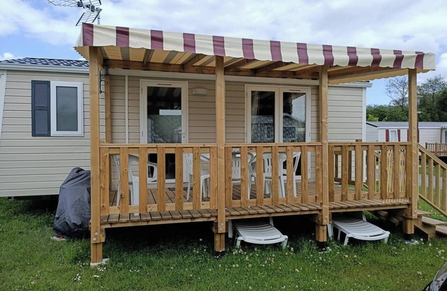 Homerez - Charming bungalow in Onzain with shared pool