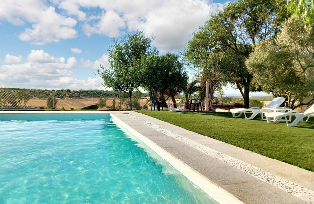 Homerez - Charming House in La Campana with Mountain View