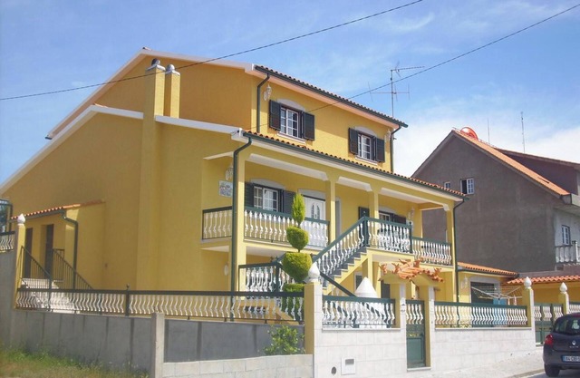 Homerez - Charming House in Cortiçada with Balcony and Mountain View