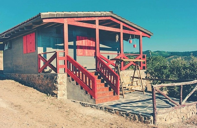 Homerez - Charming house in Cañamero with pool and mountain view