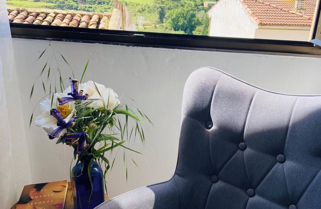 Homerez - Charming House in Viguera with Mountain View