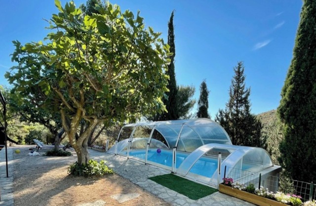 Homerez - Charming Villa in Castelnou with Private Pool