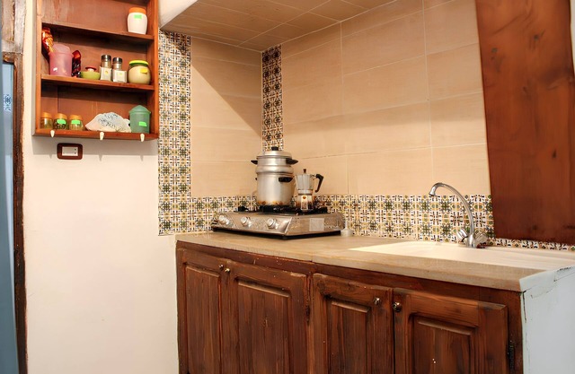 Homerez - Cosy Apartment in Tunis with Terrace and Mountain View