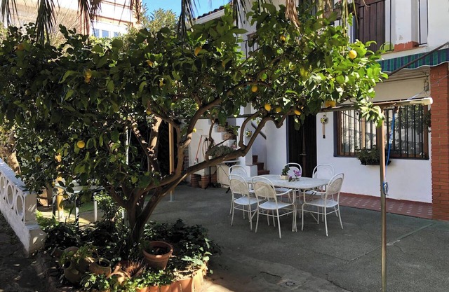 Homerez - Cosy Chalet in Altura with Fireplace and Large Terrace