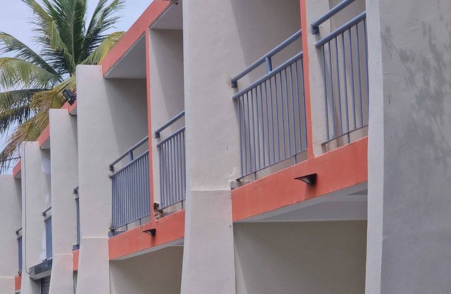 Homerez - Cozy Apartment in Morne-à-l'Eau - 54 m² with Balcony