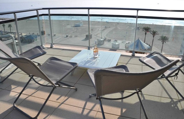 Homerez - Flat in Canet-en-Roussillon, Sea View