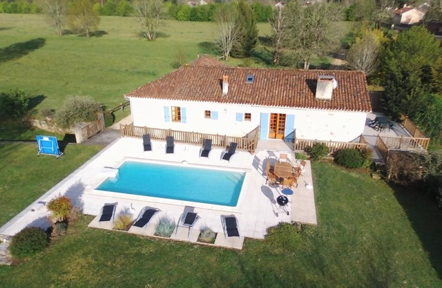 Homerez - House in Saint-Pierre-de-Côle
