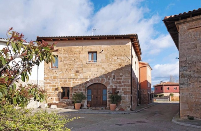 Homerez - House in Llano de Bureba