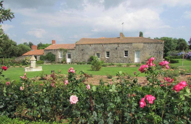 Homerez - House Landevieille + garden