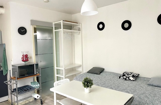 Homerez - Modern Studio Le Perreux-sur-Marne 17m²
