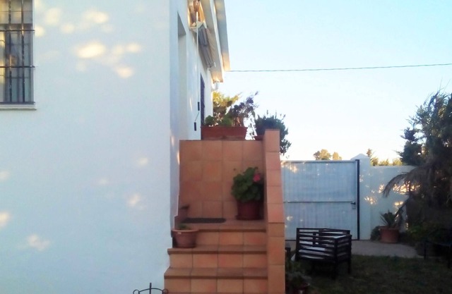 Homerez - Nice house for 2 ppl. with garden at Medina-Sidonia